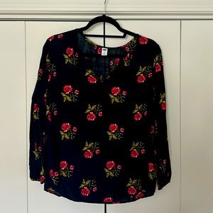 Old Navy floral split neck top